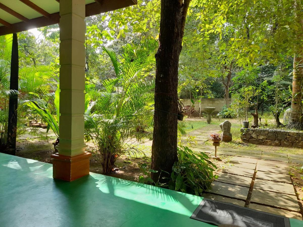 Sigiri Jungle Villa Sigiriya Exteriör bild